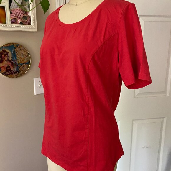 BOB MACKIE Red Tailored Fit Classic Cap Sleeve T-Shirt *MEDIUM* - Picture 2 of 5